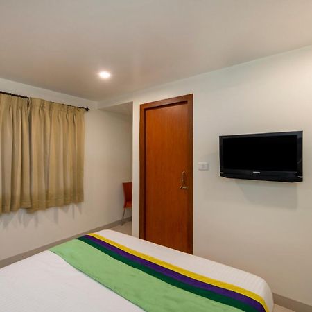 Treebo Sam Residency Hotell Coimbatore Exteriör bild