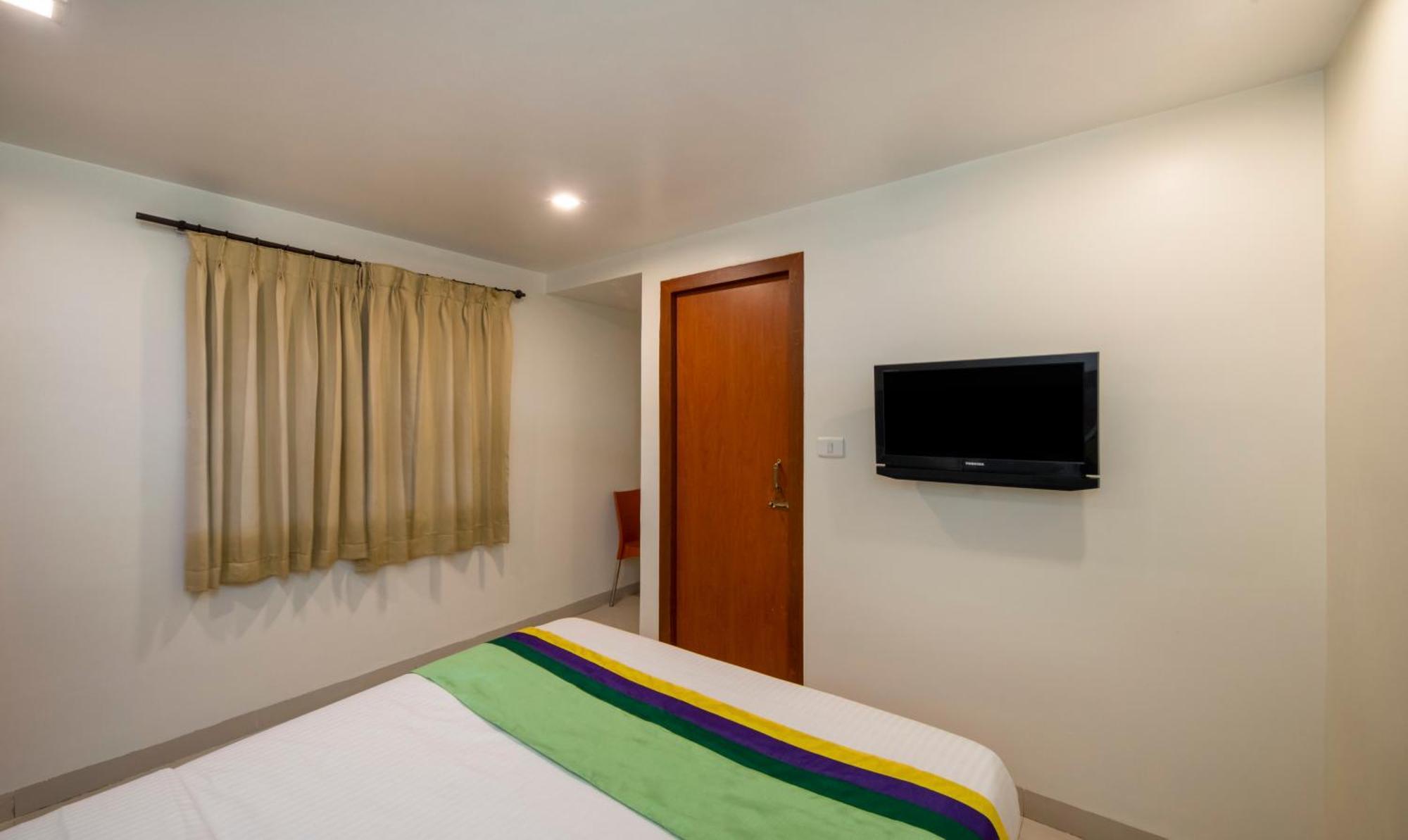 Treebo Sam Residency Hotell Coimbatore Exteriör bild