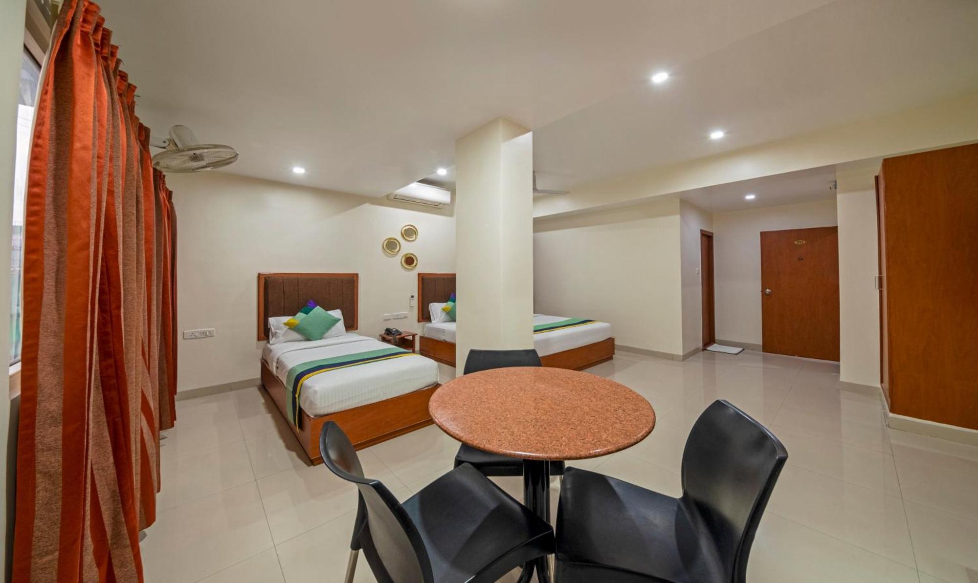 Treebo Sam Residency Hotell Coimbatore Exteriör bild