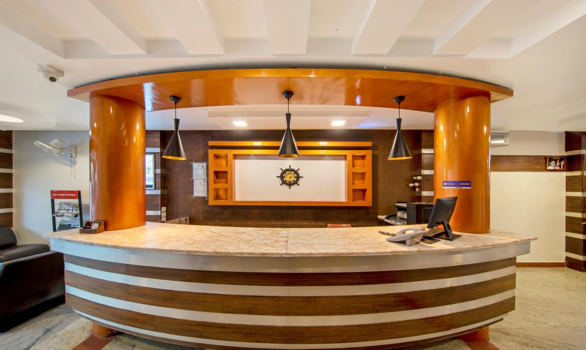 Treebo Sam Residency Hotell Coimbatore Exteriör bild